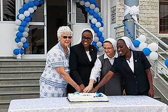 Provincial House dedication, cutting of the cake. August 2020
